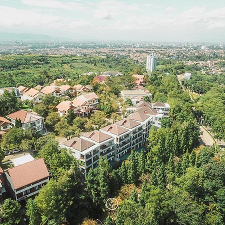 Narwastu Hill View Villa 6 Bedrooms With A Private Swimming Pool Bandung Luaran gambar