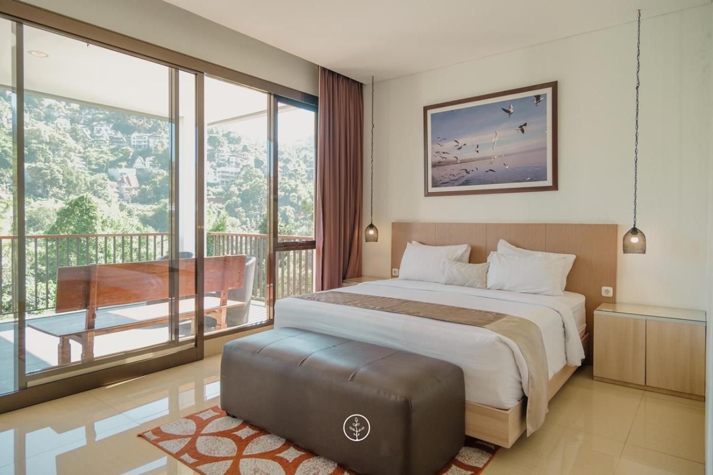 Narwastu Hill View Villa 6 Bedrooms With A Private Swimming Pool Bandung Luaran gambar