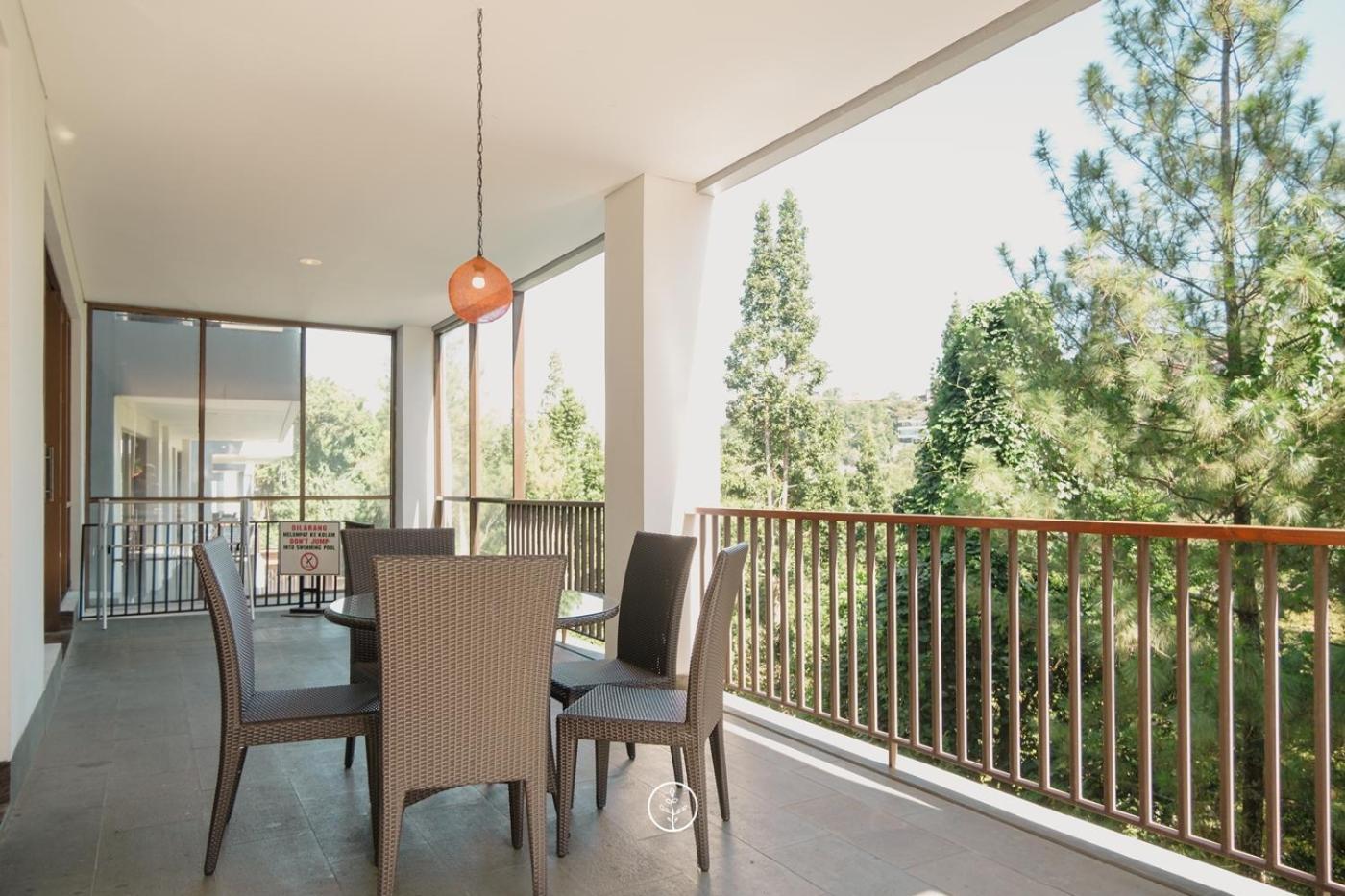 Narwastu Hill View Villa 6 Bedrooms With A Private Swimming Pool Bandung Luaran gambar